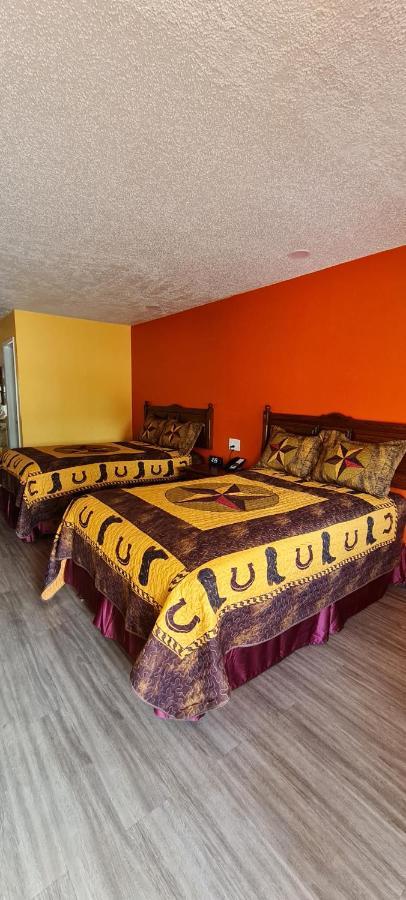 Chaparral Motel Hallettsville Zewnętrze zdjęcie