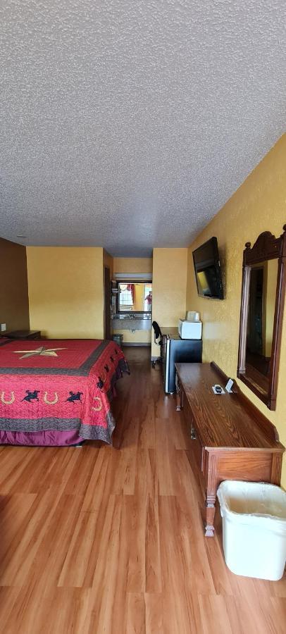 Chaparral Motel Hallettsville Zewnętrze zdjęcie