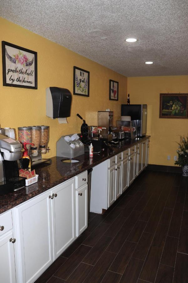 Chaparral Motel Hallettsville Zewnętrze zdjęcie