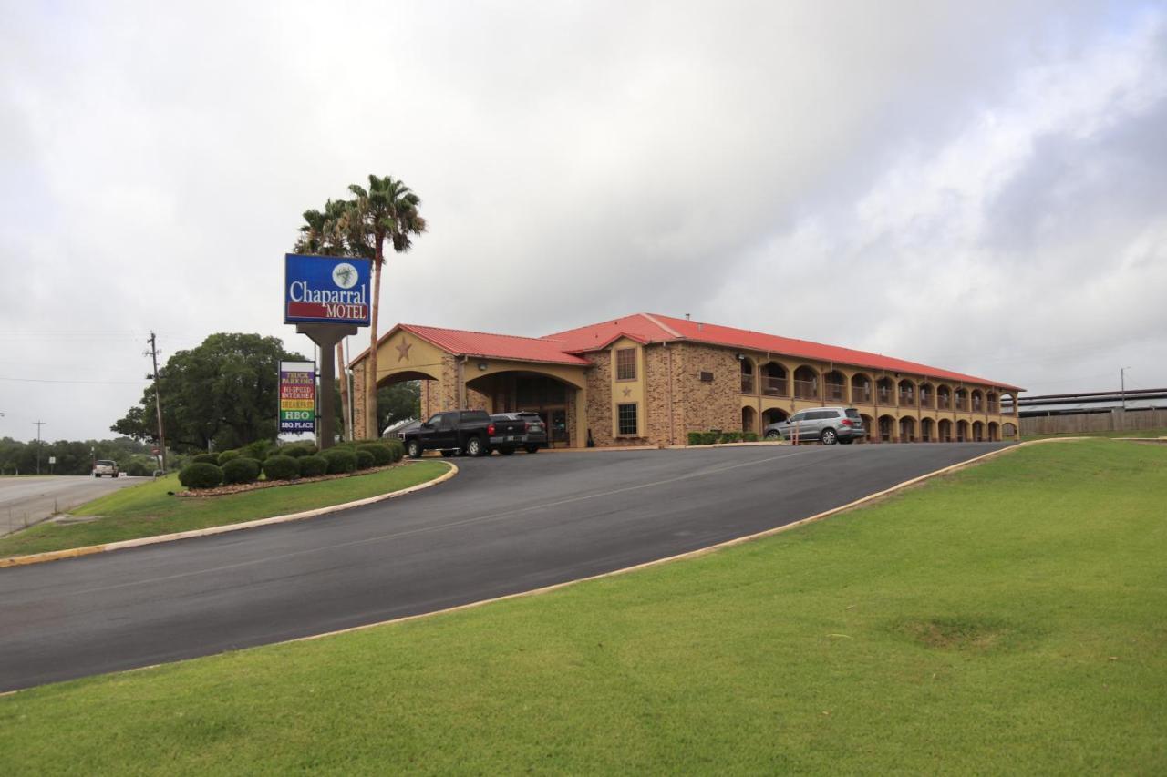 Chaparral Motel Hallettsville Zewnętrze zdjęcie