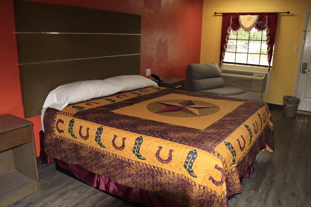 Chaparral Motel Hallettsville Zewnętrze zdjęcie