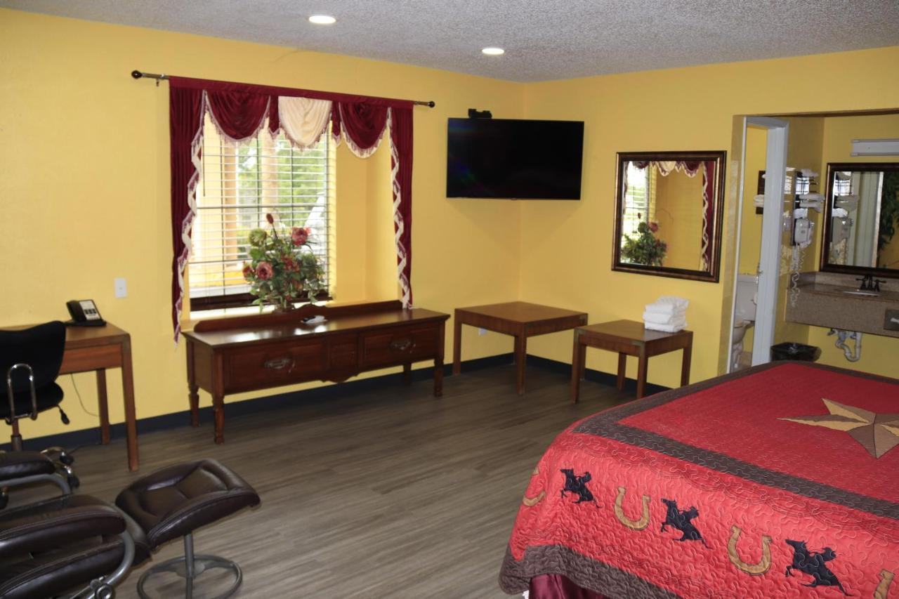 Chaparral Motel Hallettsville Zewnętrze zdjęcie