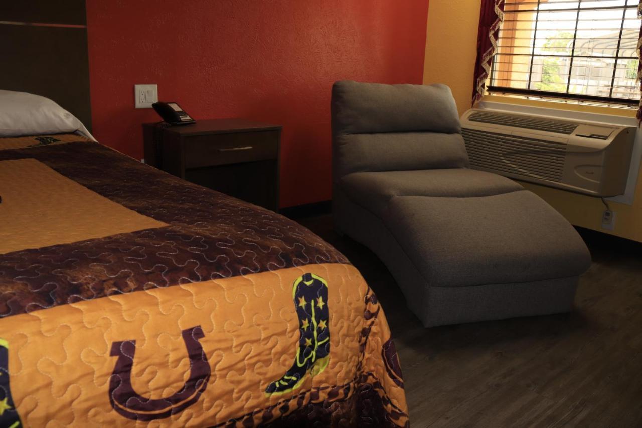 Chaparral Motel Hallettsville Zewnętrze zdjęcie
