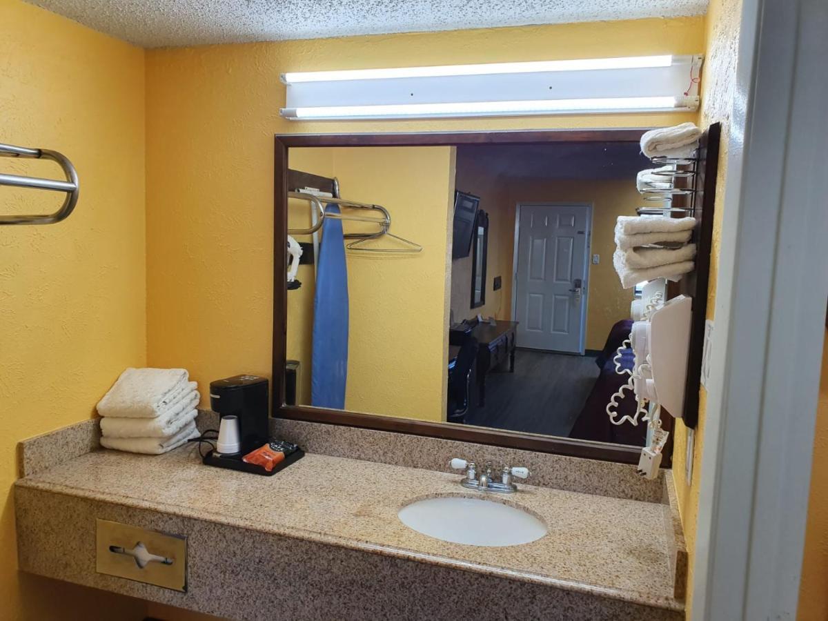 Chaparral Motel Hallettsville Zewnętrze zdjęcie